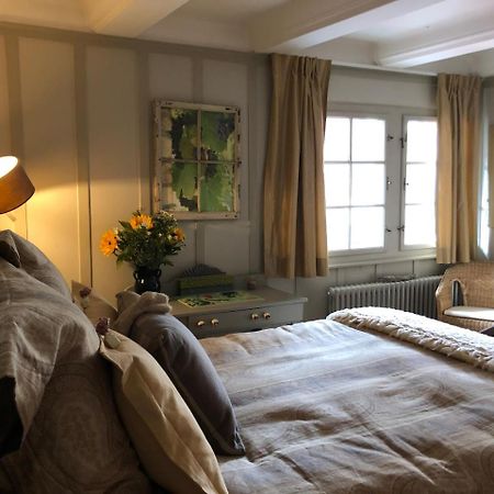 Good4Yew Bnb Zurich Bagian luar foto